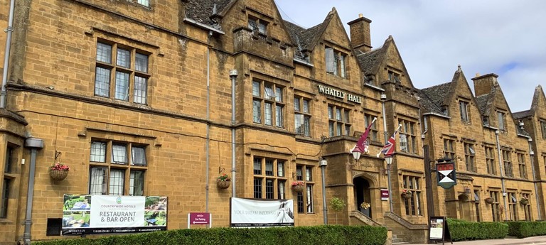 Mercure Banbury Whately Hall Hotel