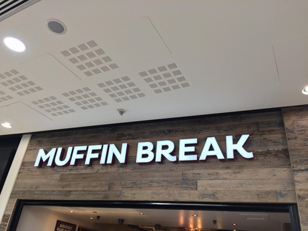 Picture of Muffin Break sign