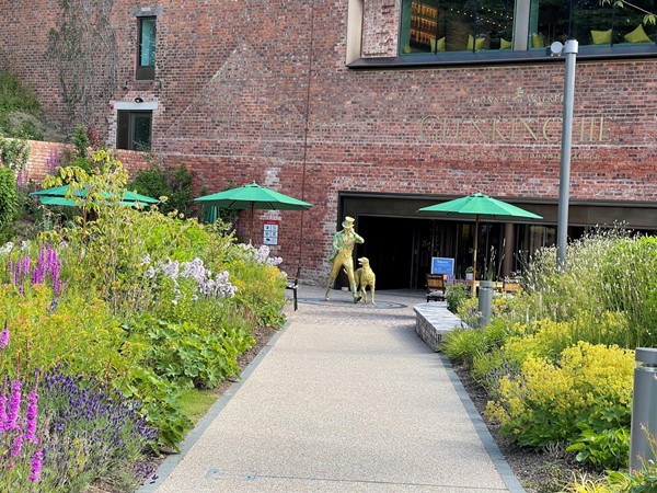 The pathway through the gardens to the main entrance to the Visitor Centre