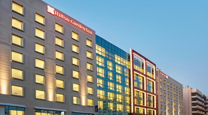 Hilton Garden Inn Dubai, Mall Avenue