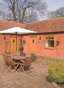 Helsey House Cottages