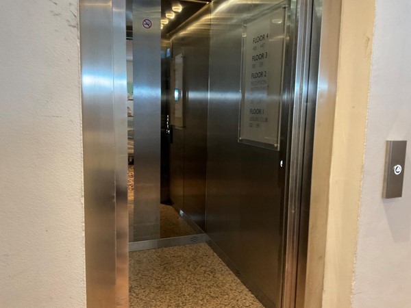 Picture of a lift