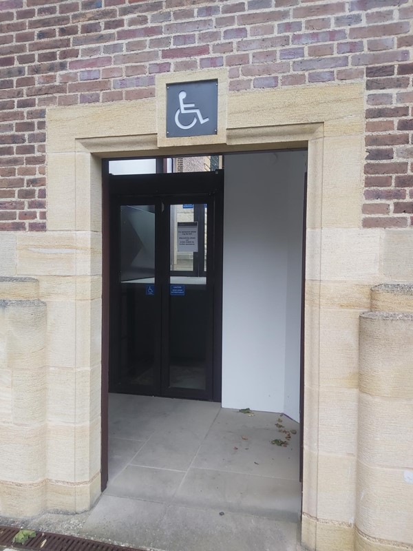 Image of accessible toilet sign