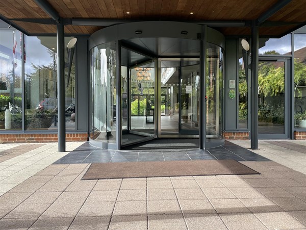 Image of a revolving door