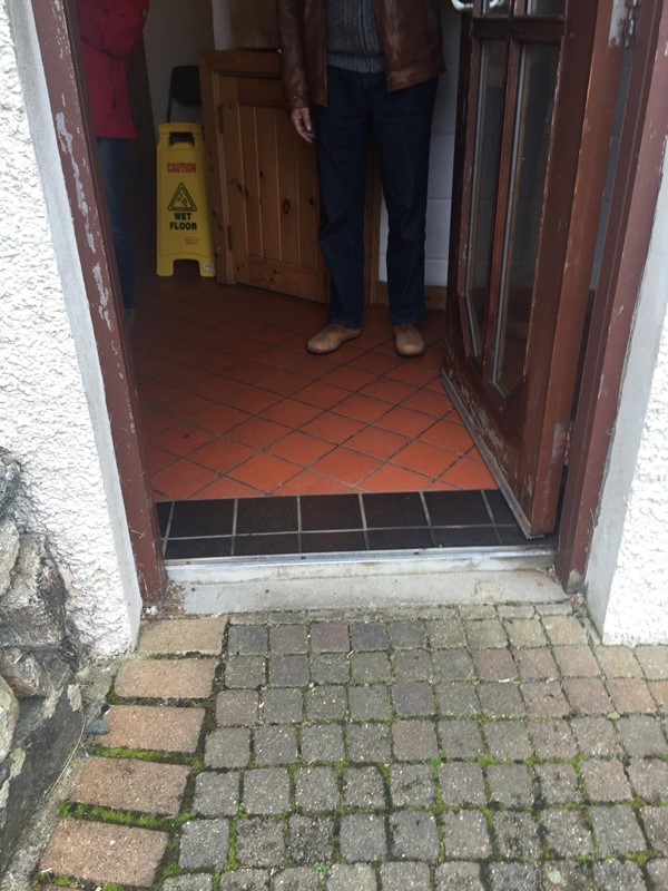 Picture of Calanais Visitor Centre - Wide Entrance