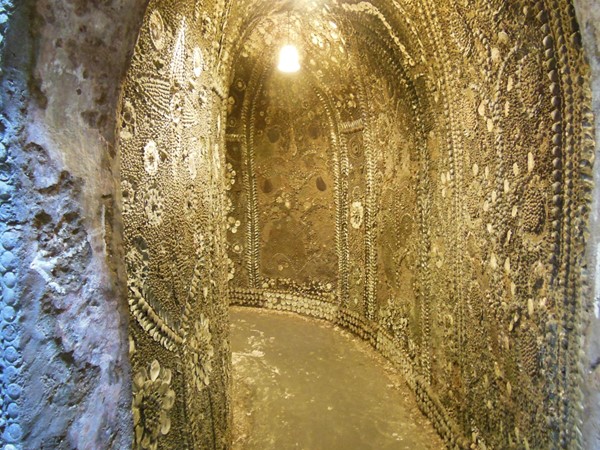 Shell Grotto