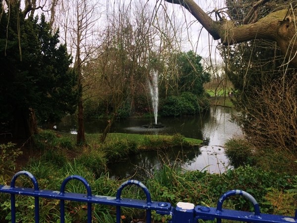 Photo of a fountain.