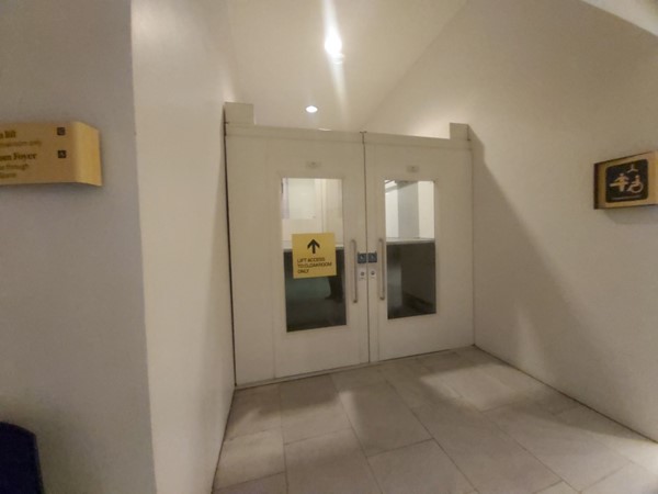 Platform Lift to Clockrooms