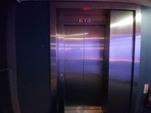 Picture of a lift door