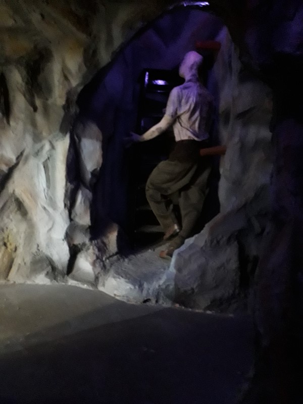 Cave Tunnel into Museum Hall