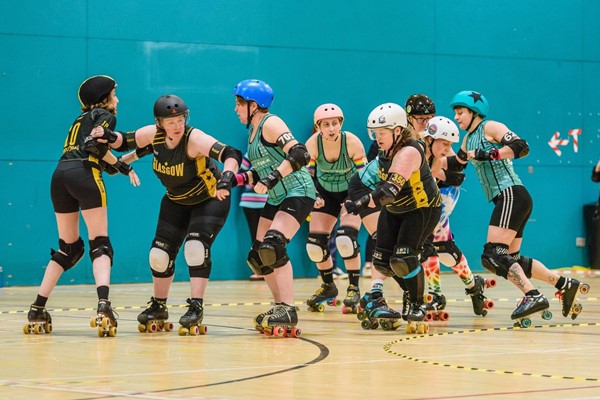 Roller derby in action! Glasgow Roller Derby vs Auld Reekie.