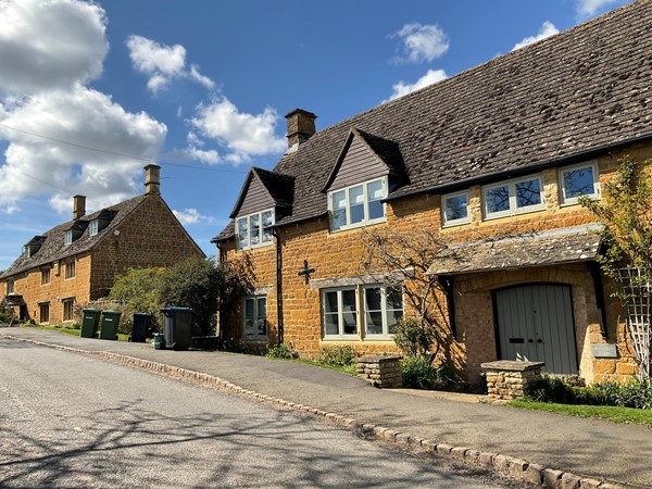 there is that air about it that lets you know this is a pleasant village to live in, everywhere is nicely looked after, spring bulbs in full colour, and as expected of the highest village in the area of Warwickshire at some 800 feet it has a gentle upward slope as leaving the village