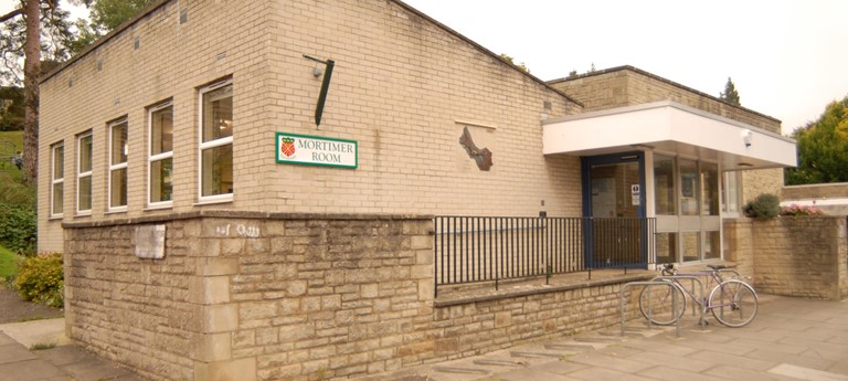 Nailsworth Library