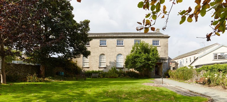 Quaker Tapestry Museum