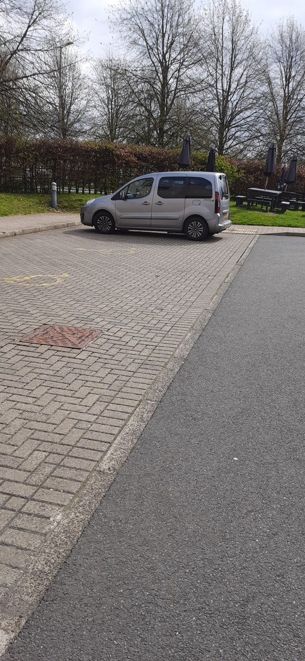 Picture of Queen of the Loch's car park