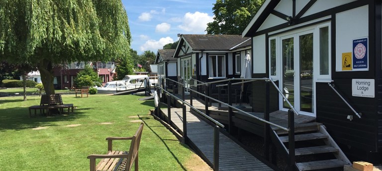 Horning Lodge - King Line Cottages