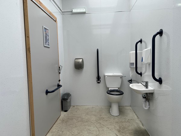 new accessible toilet 10/10