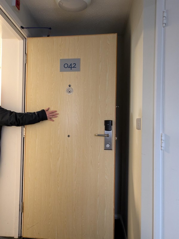 Image of door to accessible hotel room