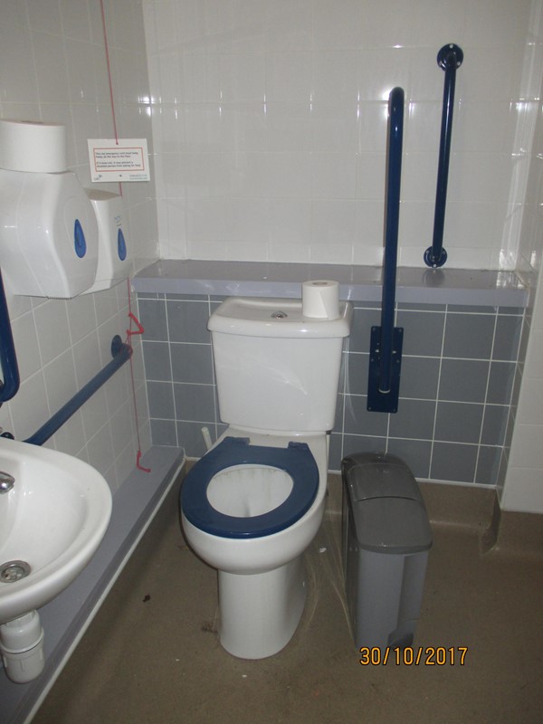 accessible toilet on platform 1