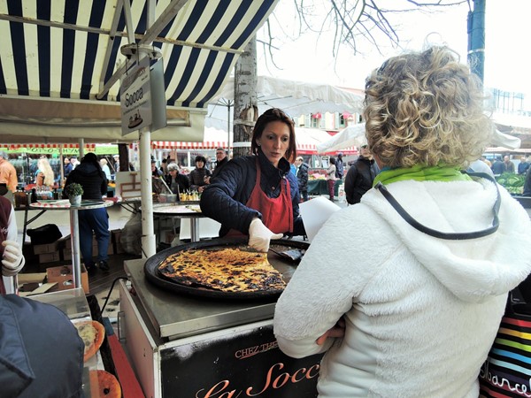 Socca staff, Chez Theresa at Cours Saleya