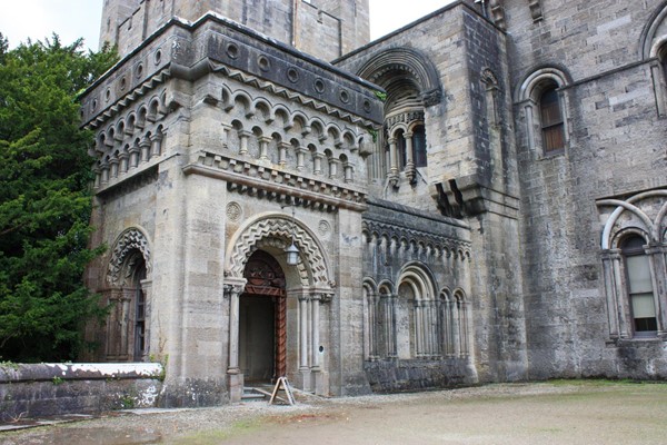 Entrance to castle with ramp for steps.