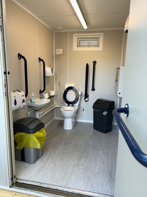 An external accessible toilet