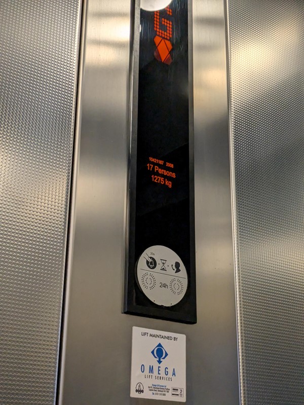 Image of the lift panel