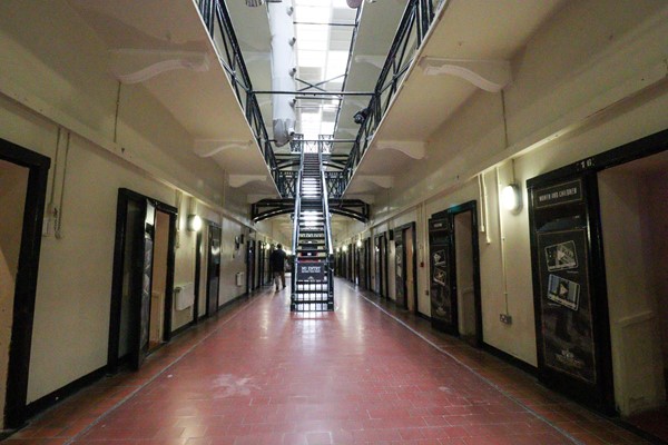 Cell block with stairs with a wide path on either side