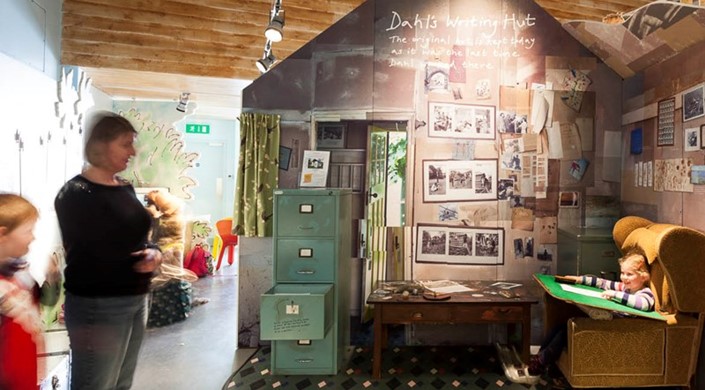 Swishwiffling signed stories at The Roald Dahl Museum