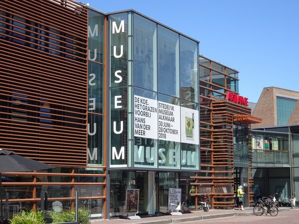 Stedelijk Museum