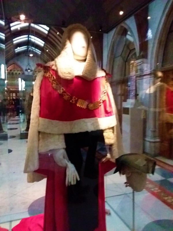 Costume display