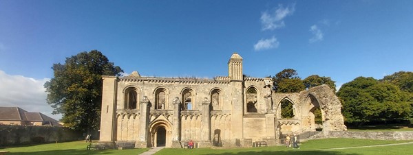 Picture of Glastonbury Abbey