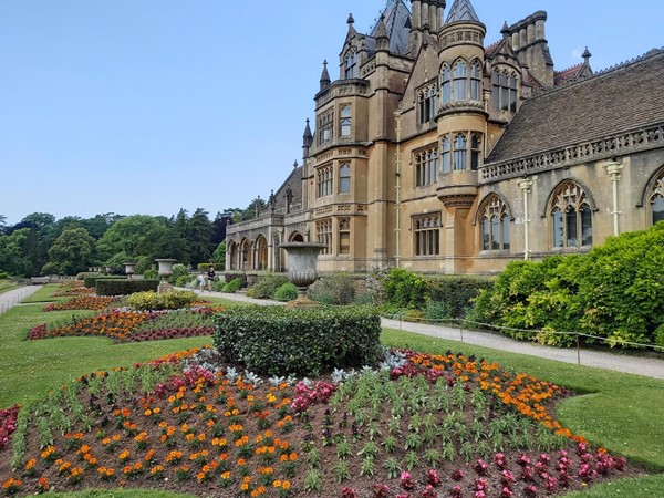 House & pretty gardens