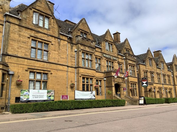 (1) Mercure WHATELEY HALL HOTEL, BANBURY