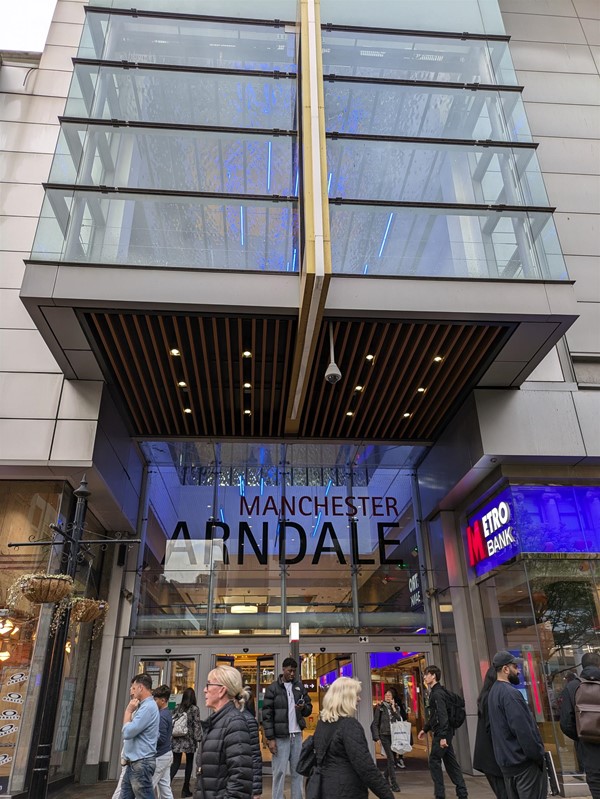 Image of entrance to Arndale