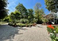 The main paths of the botanic gardens and the gravel surface