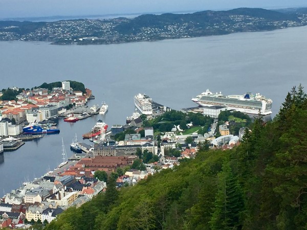 Fløibanen funicular