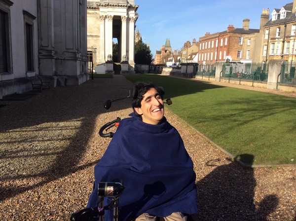 David arriving at The Fitzwilliam Museum