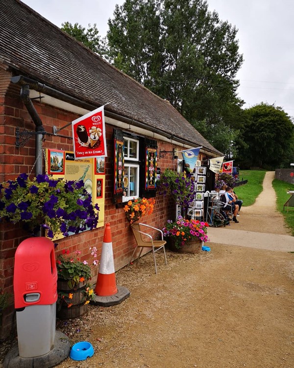 Hatton Locks Cafe