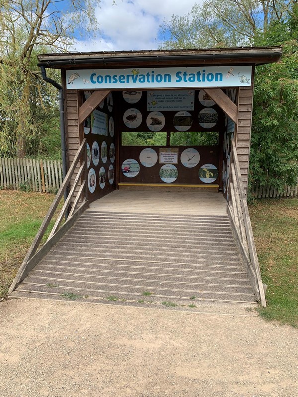 Picture of a bird hide